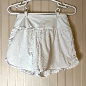 Spyder Active Shorts women’s Small White Inner Compression Smooth Waistband